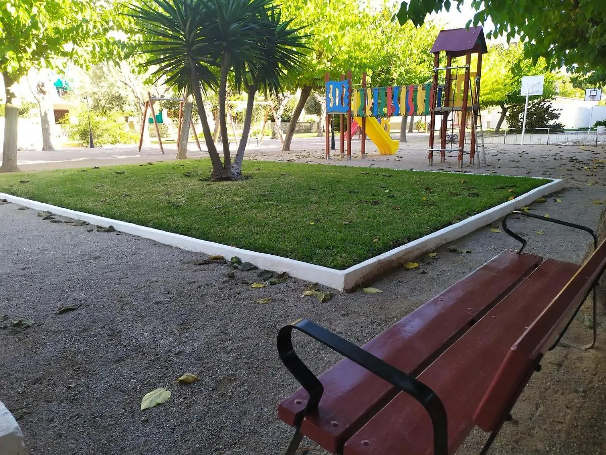 ENCANTADOR apartamento frente a la playa de Bara Roda de Berà  España